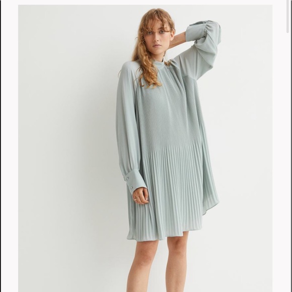 🆕H&M gorgeous dress brand new - Picture 2 of 8